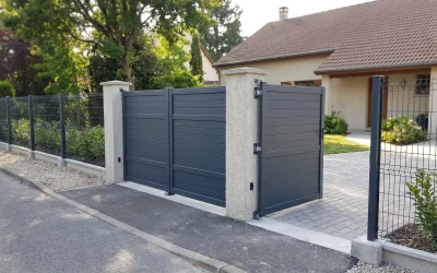 Pose portail et clôture : matériaux, prix et conseils